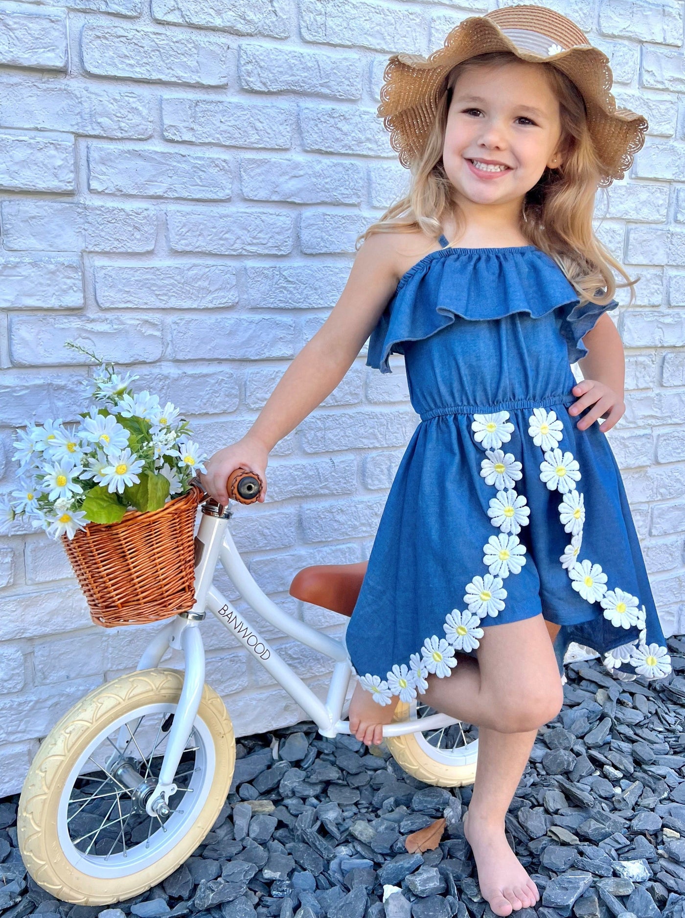 Girls Spring Outfits | Toddler Daisy Sleeveless Chambray Romper Dress