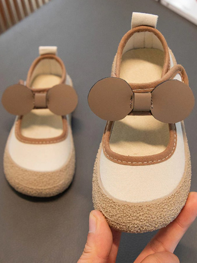 Runway Cutie Two-Tone Bow Shoes By Liv and Mia