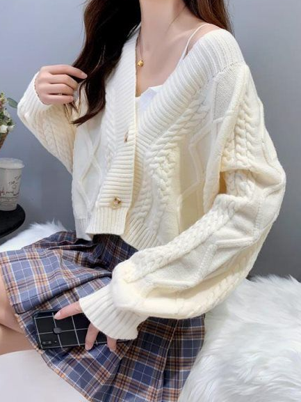 Women's Lovely Lantern Long Sleeve Button-Down Cardigan Beige