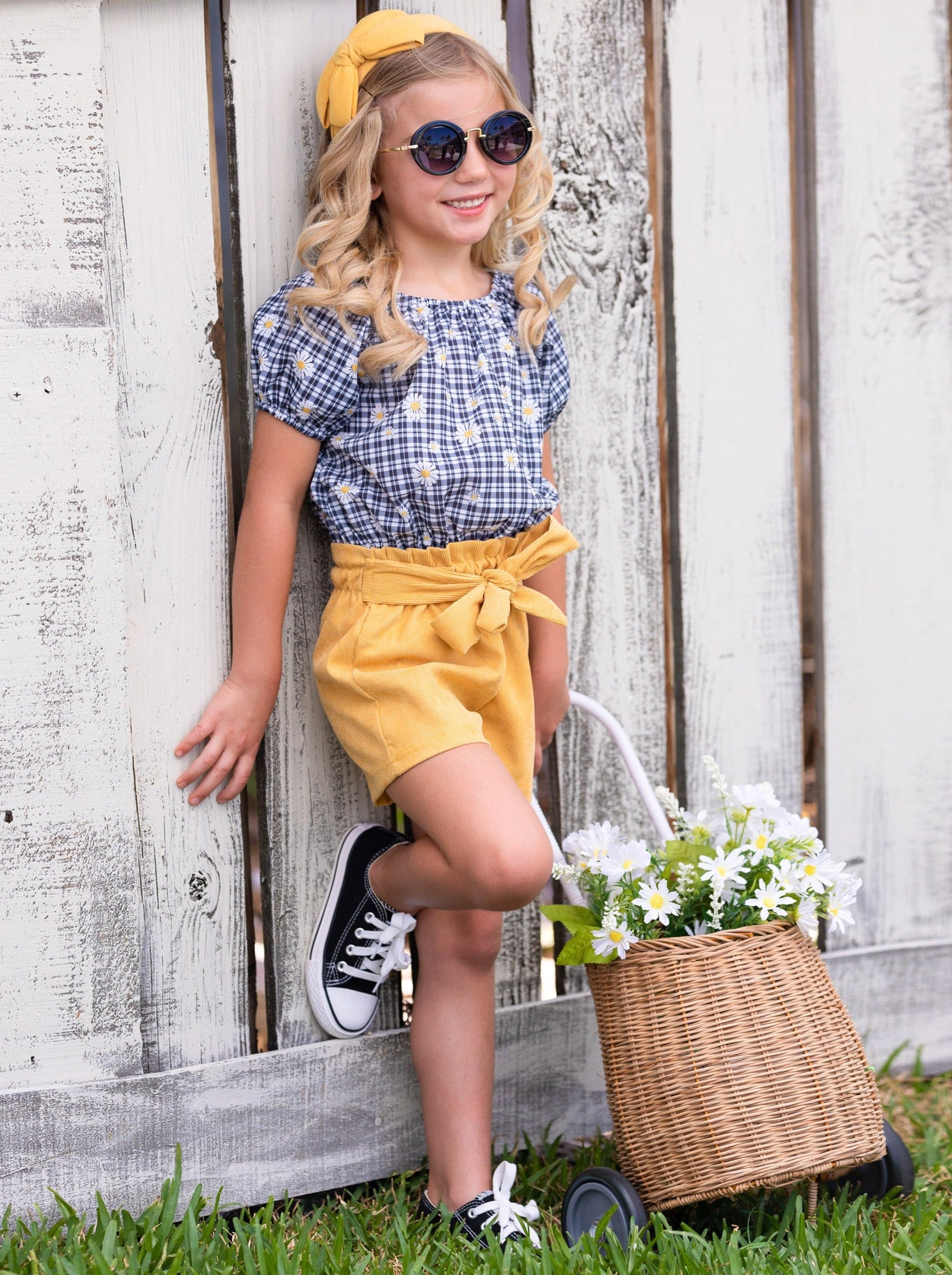 Spring Outfits | Girls Plaid Daisy Smocked Top & Paperbag Shorts Set