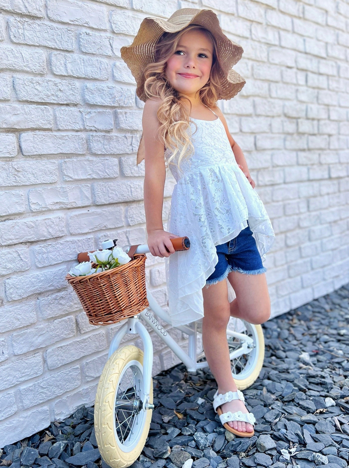 Girls Spring Outfits | Hi-Lo Lace Tank Top & Fringed Denim Shorts Set