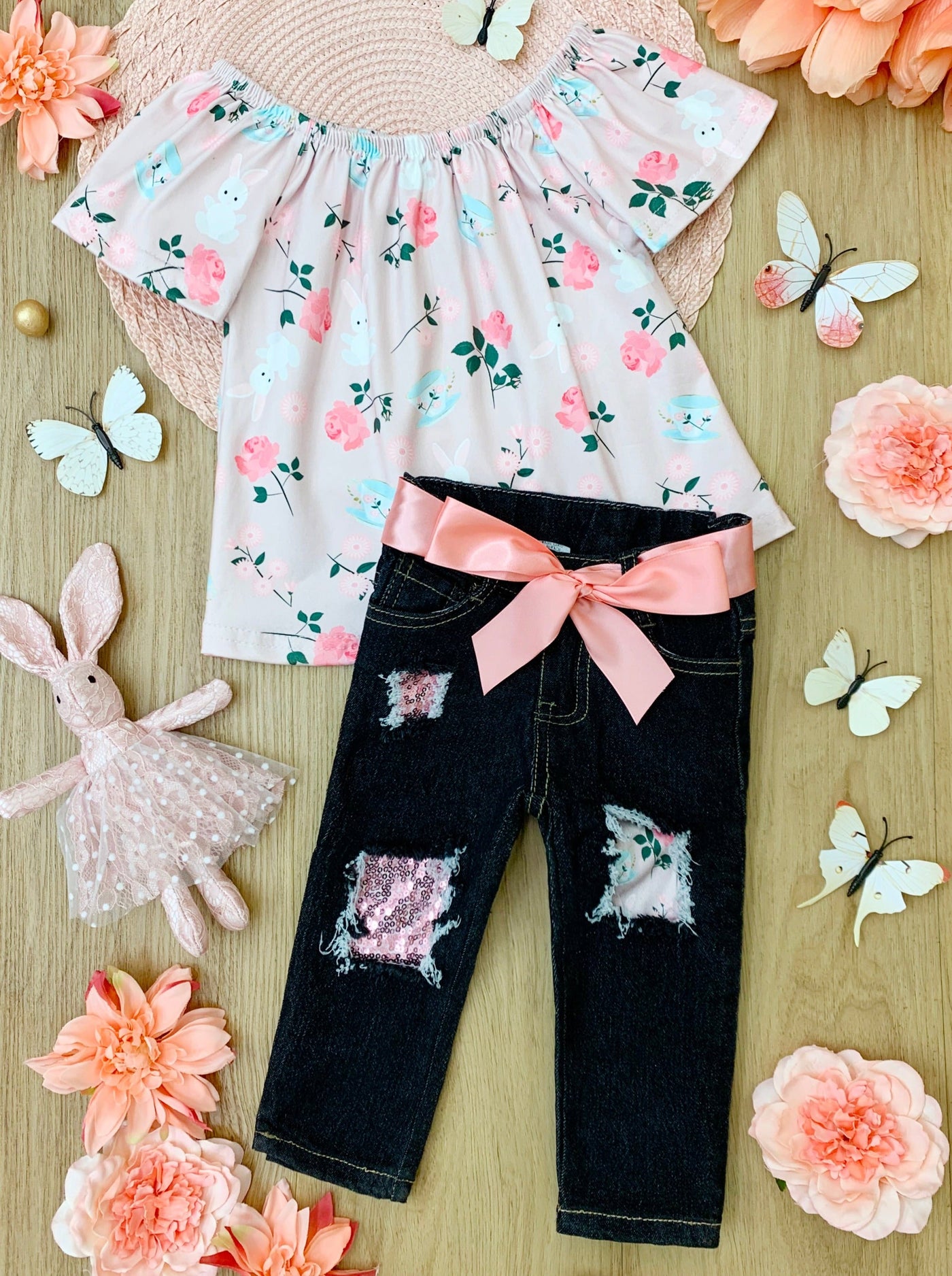 Girls Buns and Roses Butterfly Sleeve Top and Patched Denim Capris with Sash