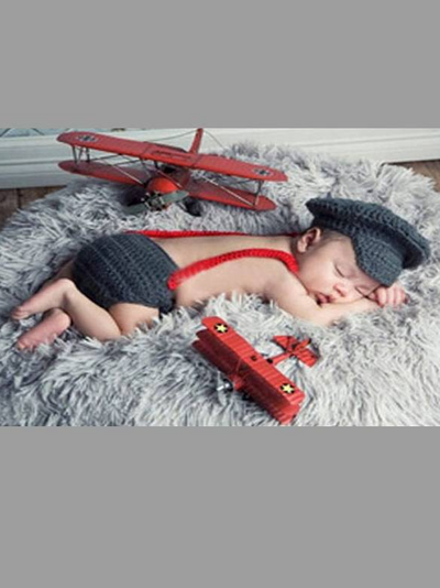 Baby knitted photoshoot costume - grey pilot