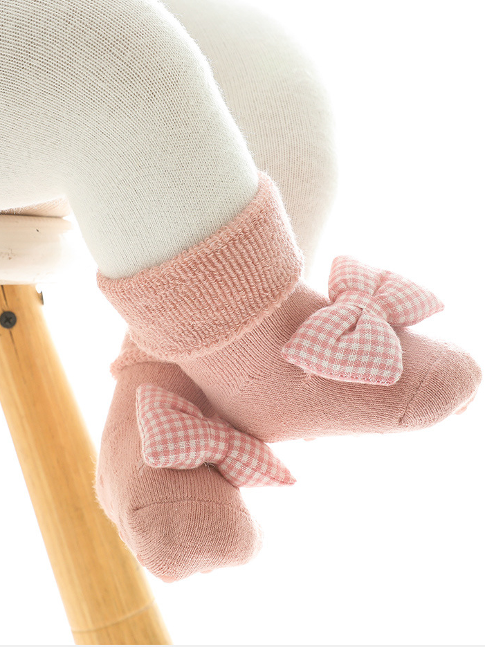 Baby Flair For The Day Plush Non-Slip Socks Pink
