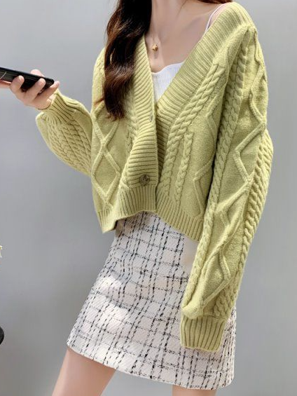 Women's Lovely Lantern Long Sleeve Button-Down Cardigan Green