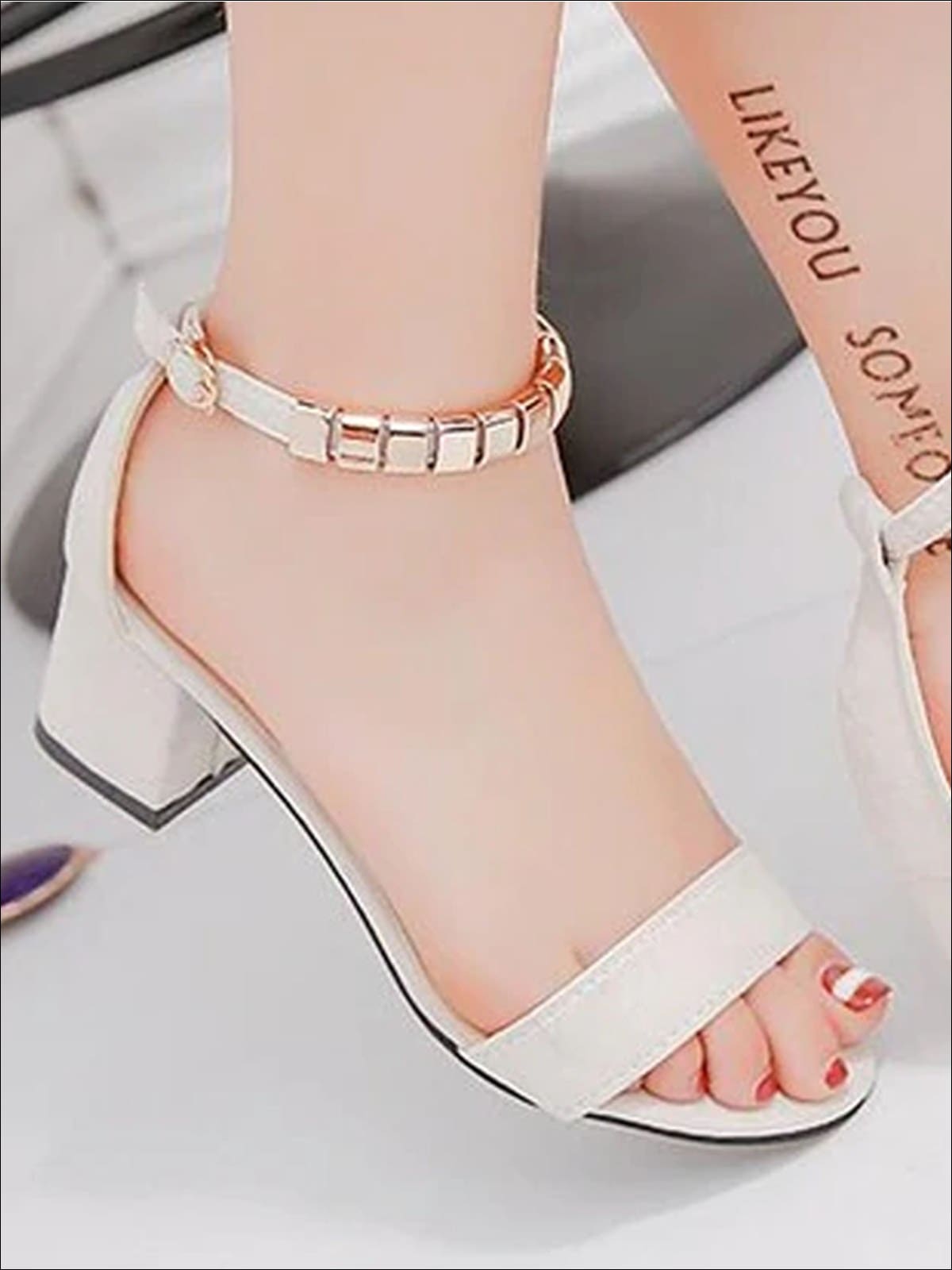 Womens Casual String Bead Block Heel Sandals - Beige / 4.5 - Womens Sandals
