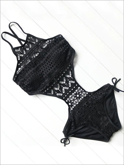 Womens Cut Out Halter Strap One Piece Swimsuit - Black / S - Womens Swimsuit