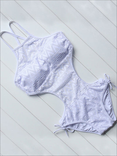 Womens Cut Out Halter Strap One Piece Swimsuit - White / S - Womens Swimsuit