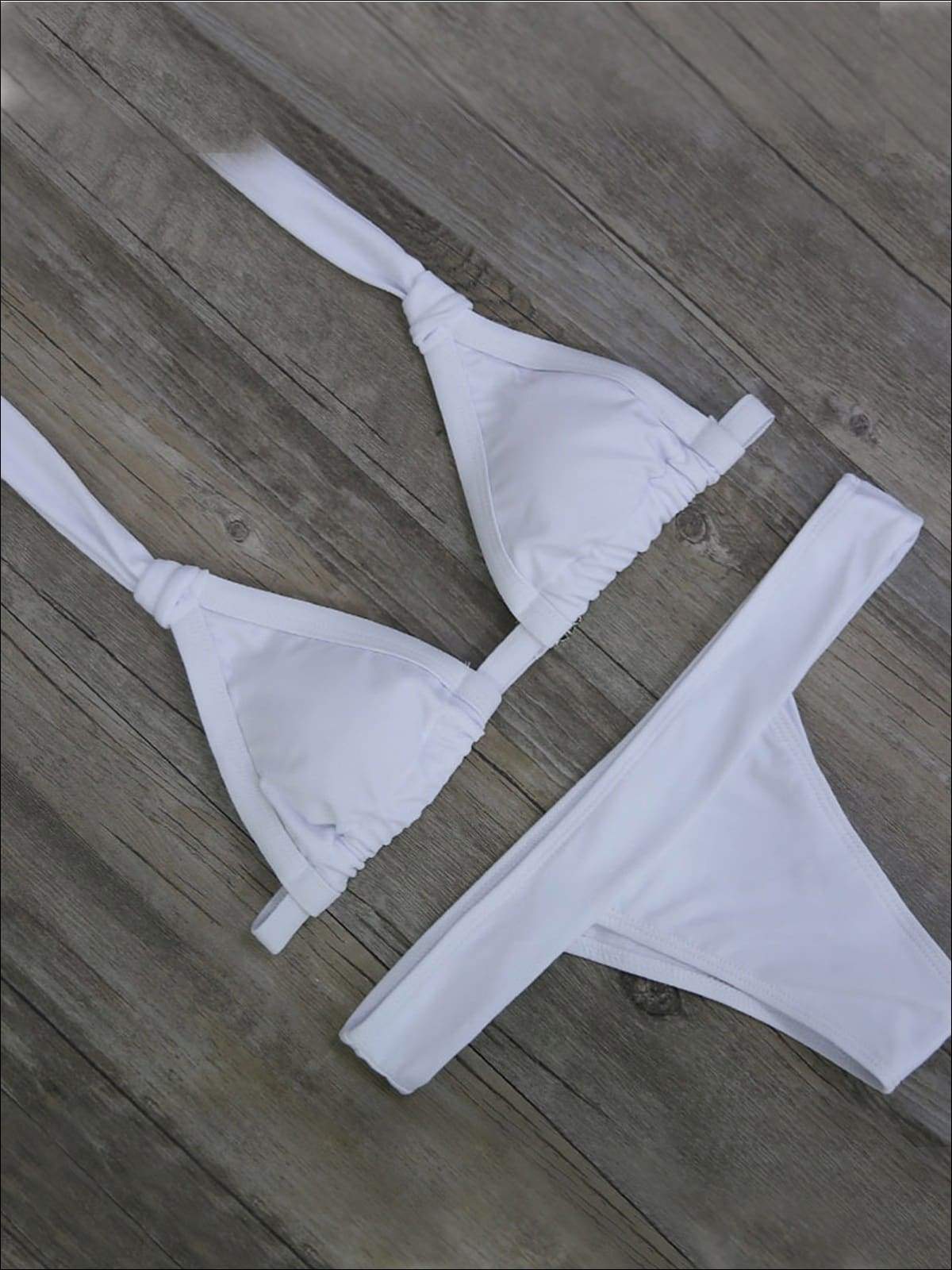 Womens Halter Low Waist Two Piece Swimsuit - White / S - Womens Swimsuit