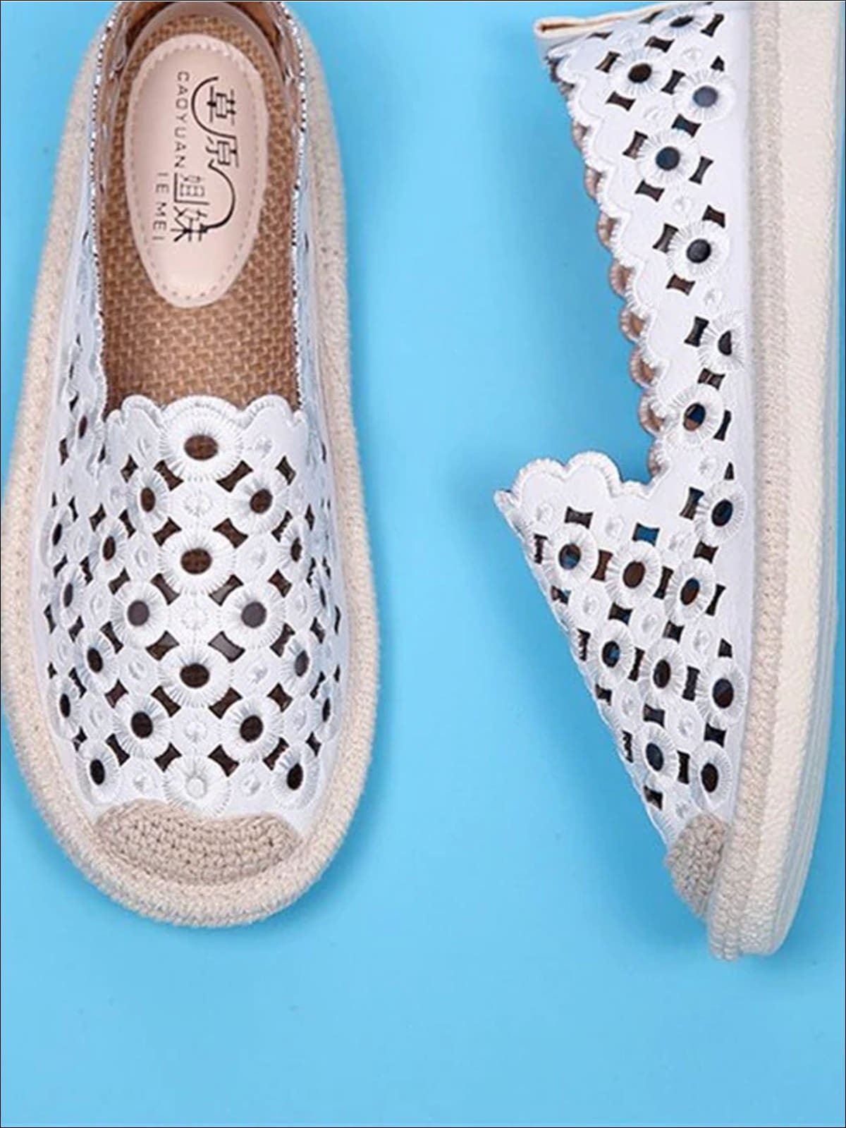 Womens Scalloped Cut Out Canvas Shoes - Womens Shoes